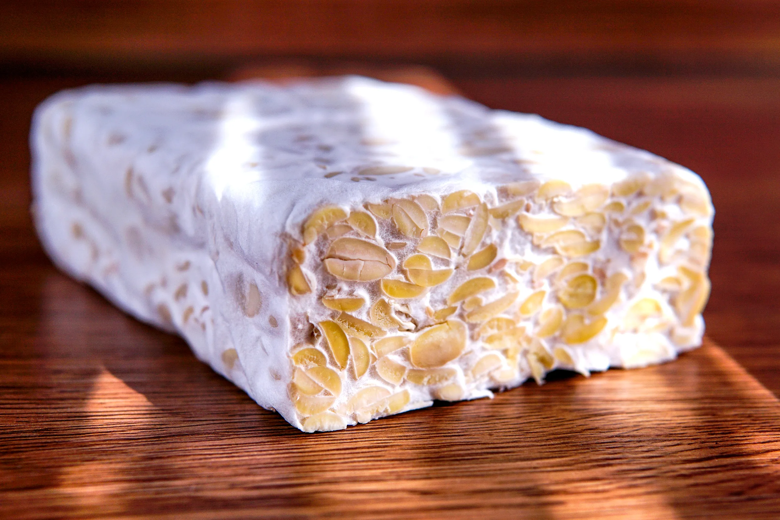 closeup-of-slices-of-tempeh-traditiona